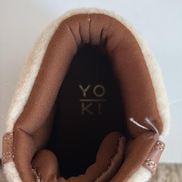 Yoki sneaker two tone cream faux fur and tan brown rounded toe lace up 8.5 - Picture 13 of 16